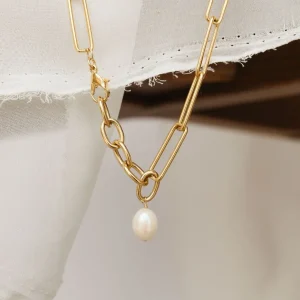 Gisel B Colliers>Collier Hope