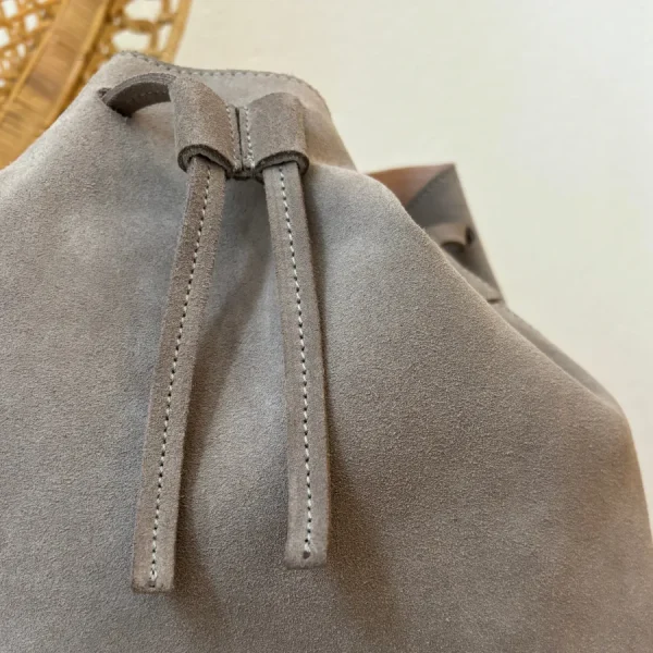 Ann Kurz Sacs>Sac AKSaku - suede grey